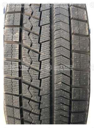 Bridgestone Blizzak VRX 215/55 R18 95S