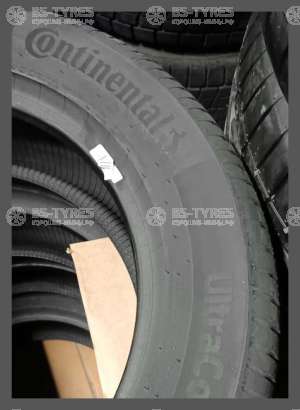 Continental UltraContact 215/65 R16 98H
