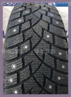 Delinte Winter WD42 215/70 R16 100T