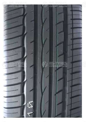 Roadcruza RA710 245/40 R18 97W